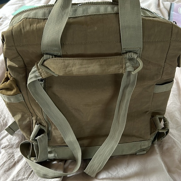 Tommy Bahama travel pack. - Picture 4 of 5